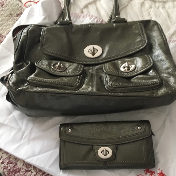 Coach Handbags - Authentic Coach Gray Handbag and Wallet w/ Duster